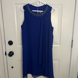 Vince Camuto Elegant Blue Sleeveless Dress with Embellished Neckline